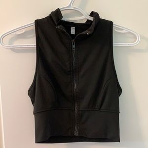 black zip up workout top